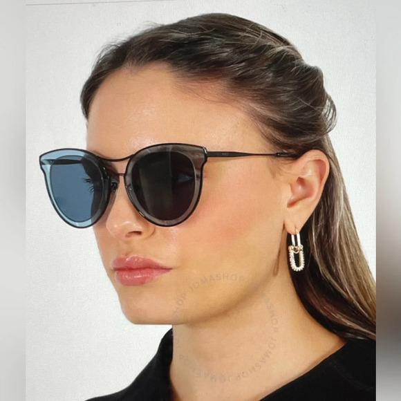 MCM blue cat eye ladies sunglasses - Picture 6 of 6